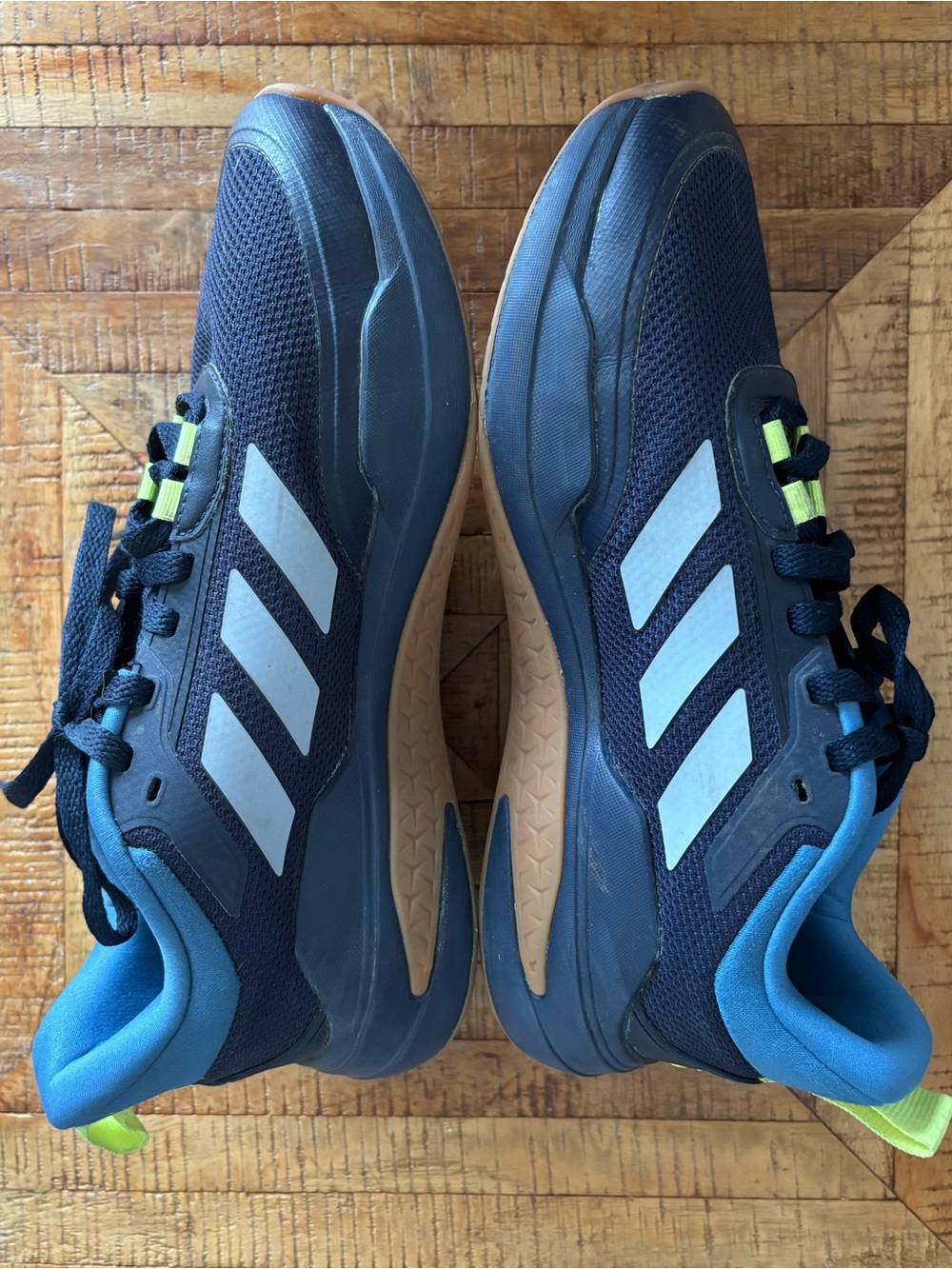 Men 7.5US Adidas DLUX TRAINER NavySneakers/court shoes